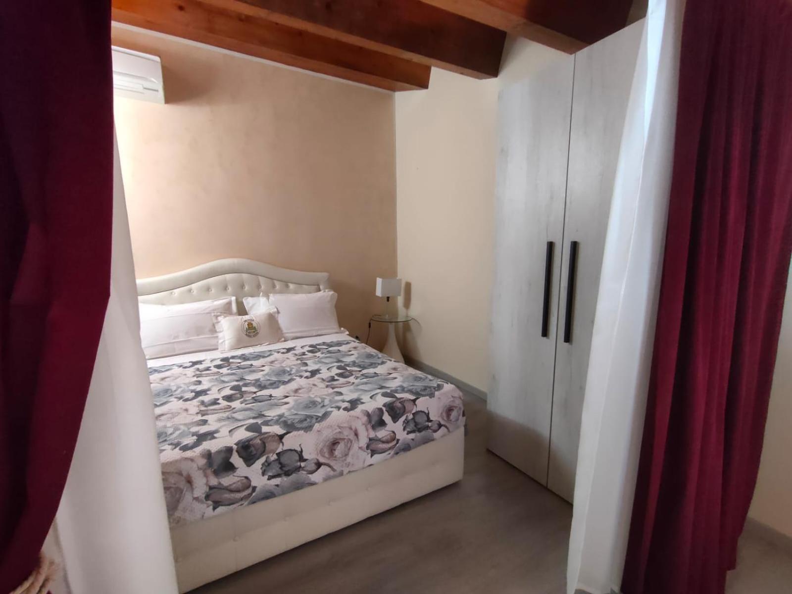 Ortigia Royal Hotel 4*